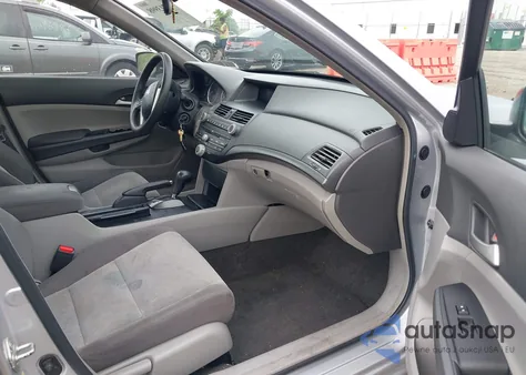 2008 Honda Accord 2.4 Lx z USA, uszkodzony, nr VIN 1HGCP26318A116997